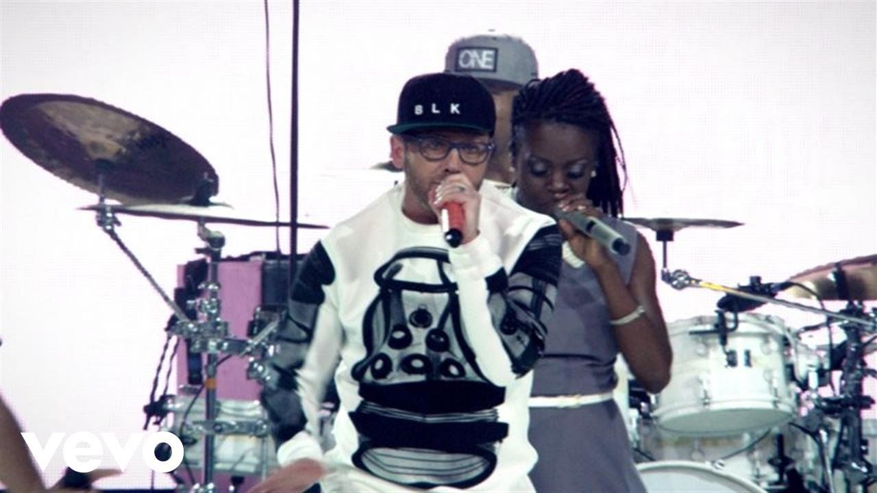TobyMac – Backseat Driver (Live) ft. Hollyn